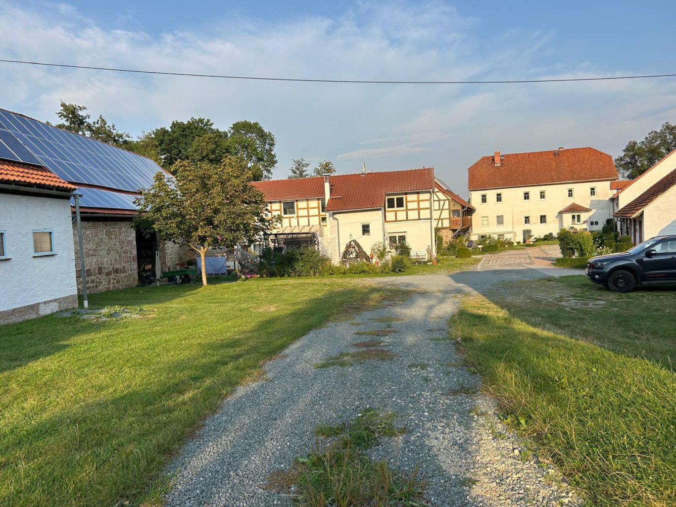 Weg von Heilingen in den Innenhof